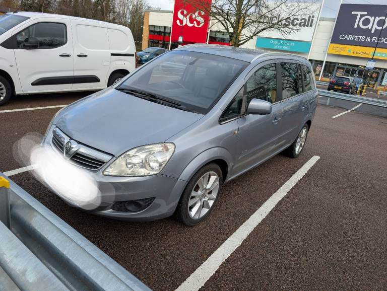 Vauxhall Zafira 2.2 Petrol – MOT July 2026 – Spares or Repair – CAT Car