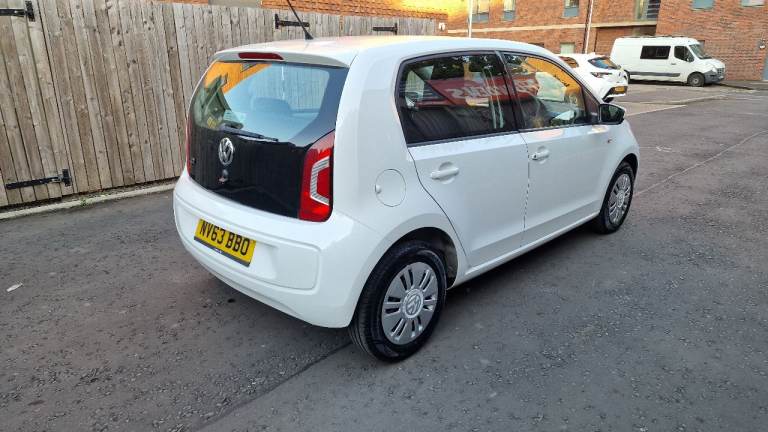 Volkswagen up! 1.0 petrol,5 doors,Road tax £20