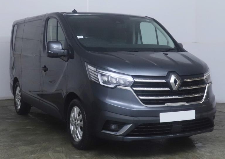 72(22) RENAULT TRAFIC Sport Plus SL28 SWB 2.0 dCi Blue Euro6 (150PS) FSH