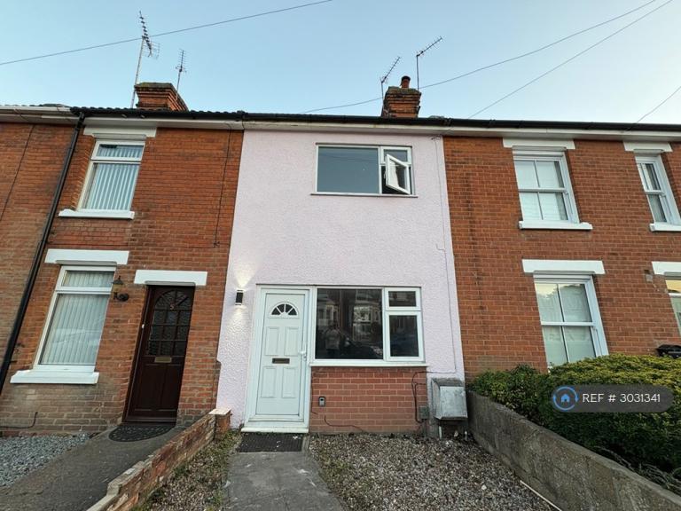 4 bedroom house in Claudius Road, Colchester, CO2 (4 bed) (#3031341)