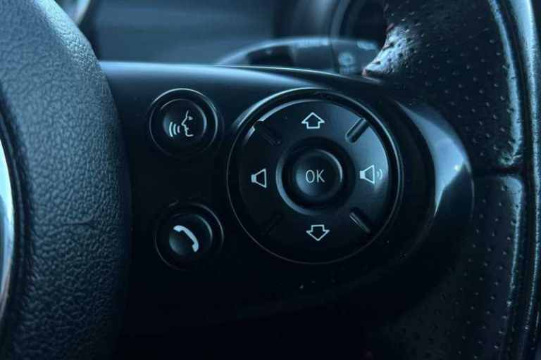 2018 MINI Hatch 1.5 Cooper Hatchback 3dr Petrol Steptronic Euro 6 (s/s) (136 ps) Hatchback Petrol...