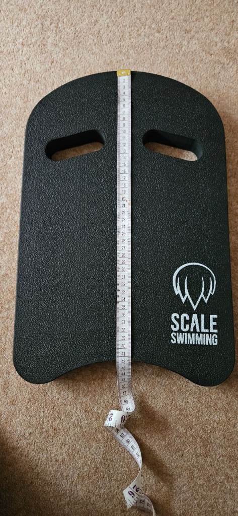 Swimming board