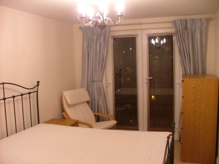 2-bed Apartment in Squires Court, Bedminster available from January