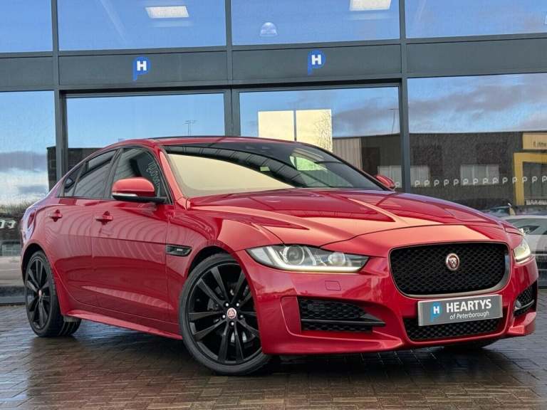 2016 Jaguar XE 2.0d R-Sport Saloon 4dr Diesel Auto Euro 6 (s/s) (180 ps) PAN-ROOF*19''ALLO SALOON...