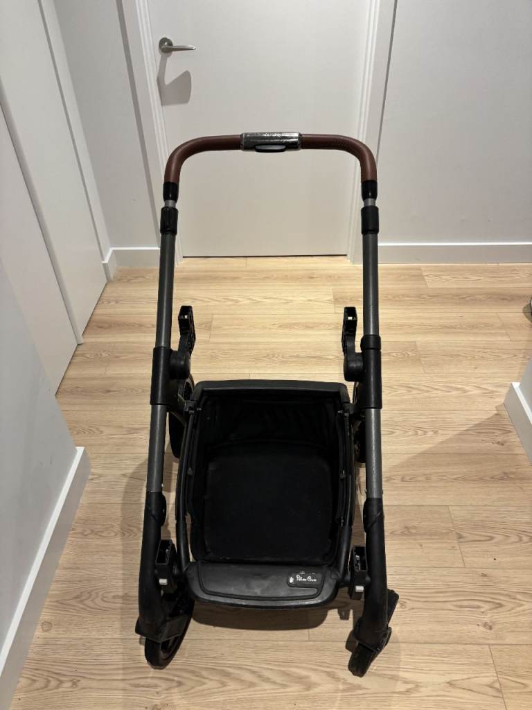 Silver Cross Wave double (tandem) pushchair