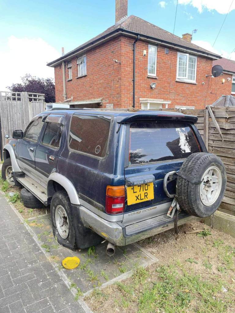 WANTED Toyota Hilux Surf 