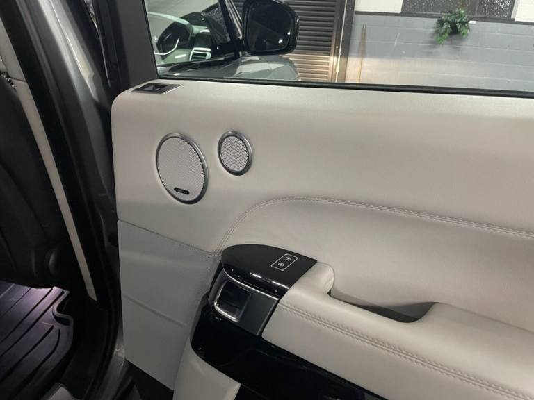 2015 Land Rover Range Rover 3.0 TD V6 Vogue SUV 5dr Diesel Auto 4WD Euro 5 (s/s) (258 ps) ESTATE ...