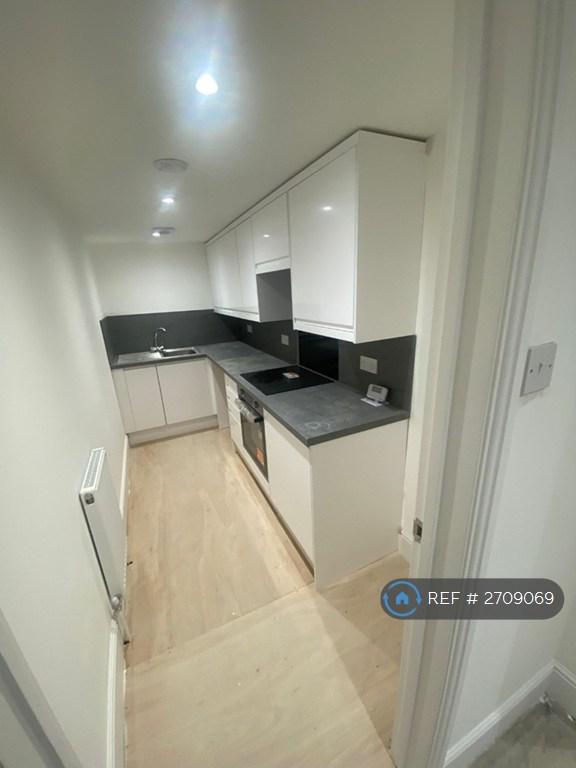 2 bedroom flat in Stonehouse, Plymouth, PL1 (2 bed) (#2709069)