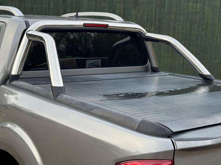 2020 Nissan Navara 2.3 dCi Tekna Auto 4WD Euro 6 4dr PICK UP Diesel Automatic