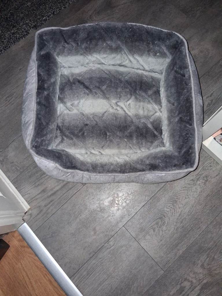 Pet bed 