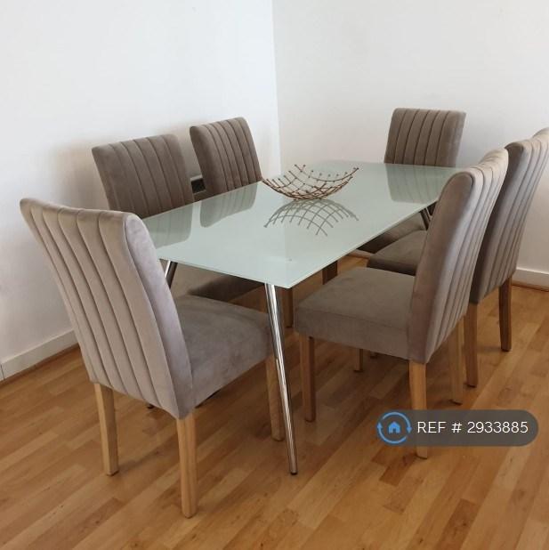 2 bedroom flat in Montana Building, London, SE13 (2 bed) (#2933885)
