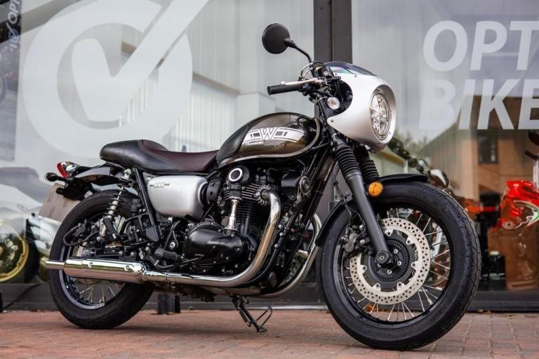 Kawasaki W800 Cafe SUPER LOW MILES ! STUNNING