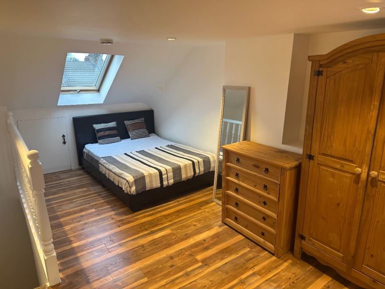 Double loft room with own shower room for a single tenant