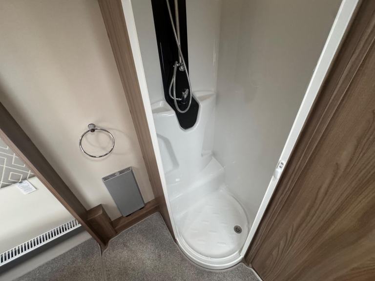 Swift Fairway Platinum 560 / 4 2021