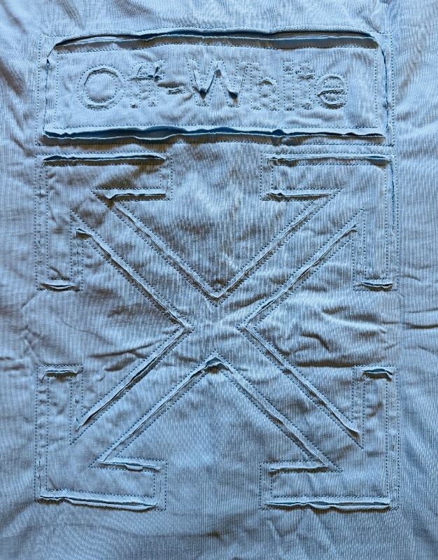 Men’s T-shirt off white light blue 