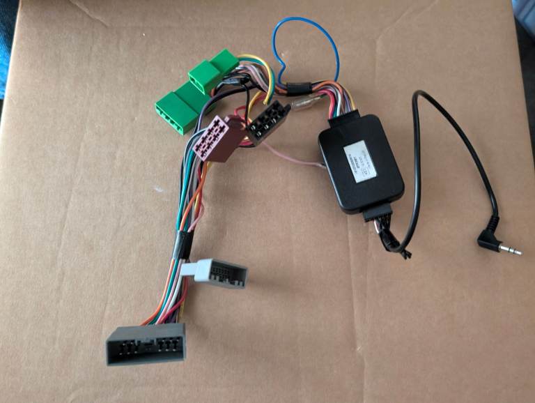 Pioneer Avh-X490dab + Honda Civic 8th Gen 2006-2011 Double DIN Fascia & Cable