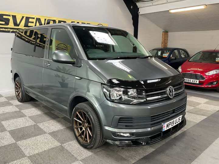 Vw T6 Campervan Day van transporter highline 