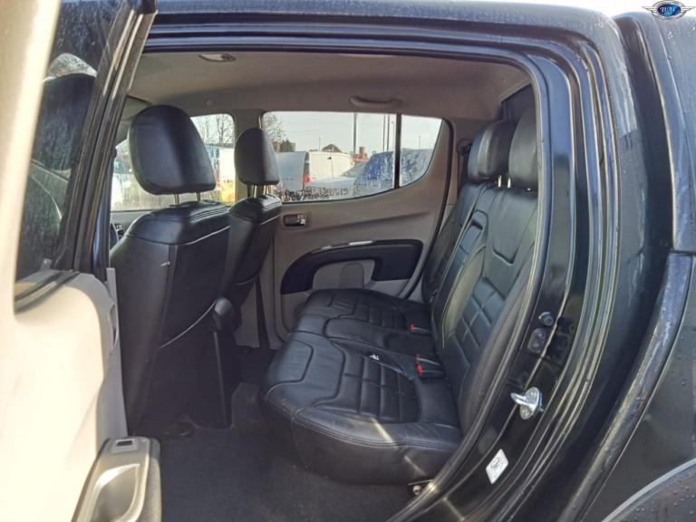 MITSUBISHI L200 2.5 DI-D Barbarian Black Manual Diesel 2010