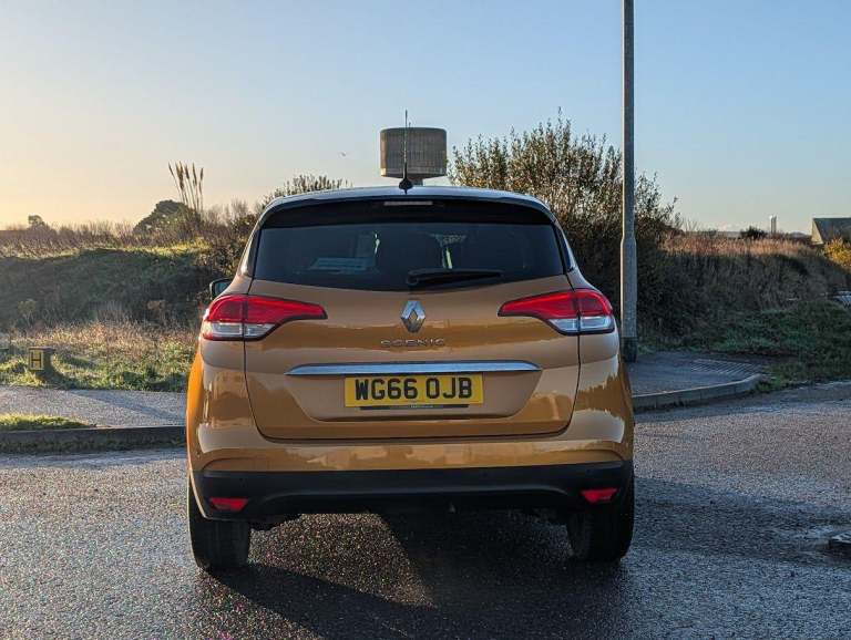 2016 Renault Scenic 1.6 dCi Dynamique S Nav 5dr MPV DIESEL Manual