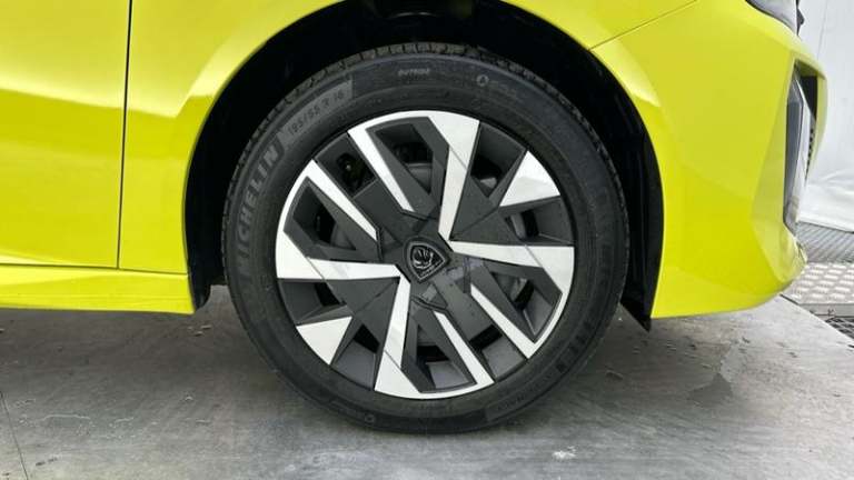 2025 Peugeot 208 1.2 PureTech Style Hatchback 5dr Petrol Manual Euro 6 (s/s) (100 ps) Manual Hatc...