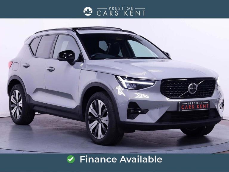 image for 2023 Volvo XC40 Ultimate Dark T5 (262 hp) Auto ESTATE Petrol/Electric Hybrid Automatic
