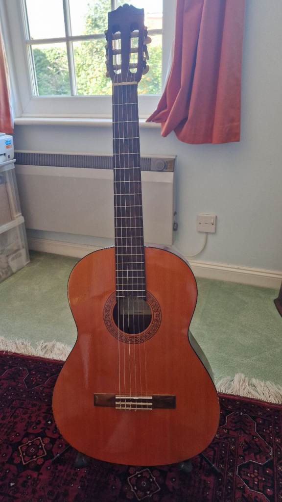 Yamaha CG-40A classical guitar