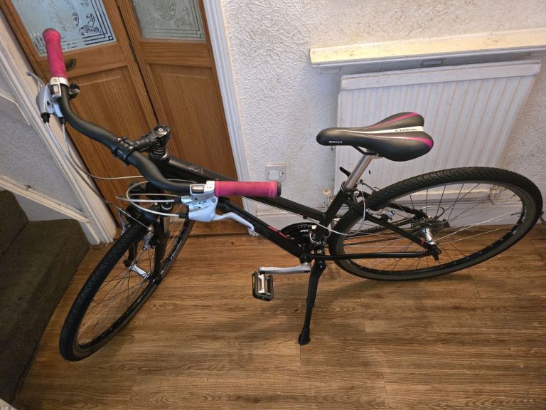Dawes  Sonoram Ladies/Girls Hybrid in excellent condition: