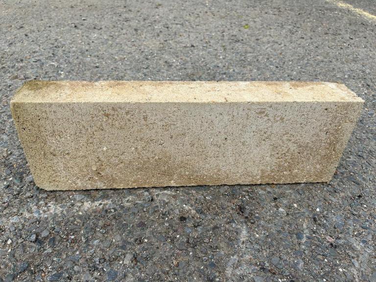 Concrete slip blocks