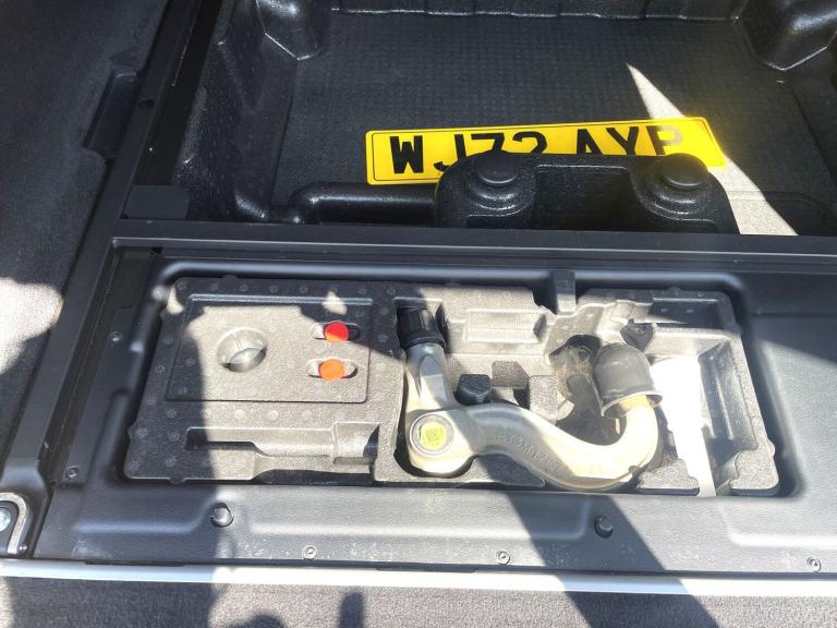 2022 Land Rover Discovery 3.0 D300 MHEV R-Dynamic SE SUV 5dr Diesel Auto 4WD Euro 6 (s/s) (300 ps...