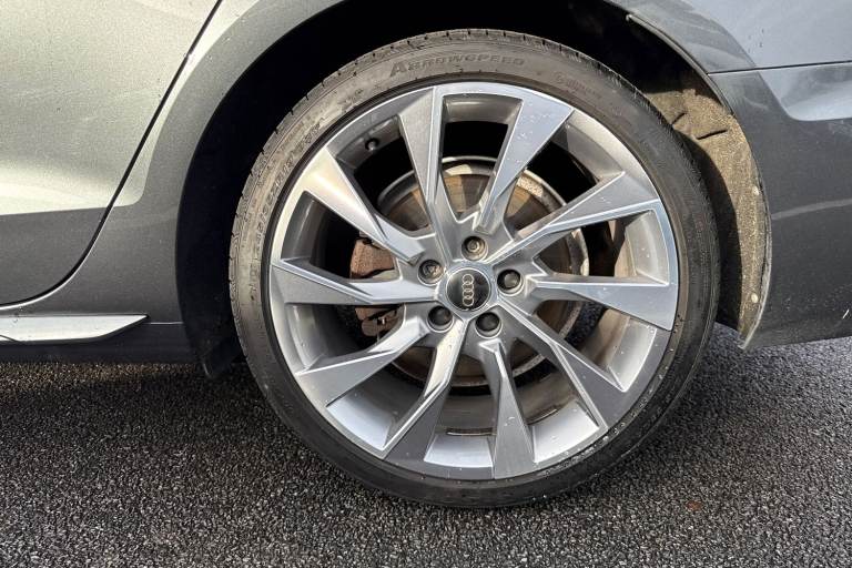 2020 Audi A4 2.0 TFSI 35 S line S Tronic Euro 6 (s/s) 4dr Saloon PETROL Automatic