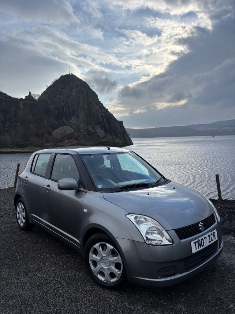 Suzuki, SWIFT, Hatchback, 2007, Manual, 1328 (cc), 5 doors