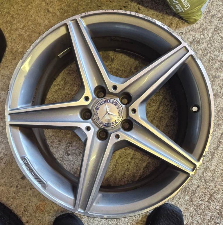 Mercedes W205 c class amg line 18 inch alloy wheel