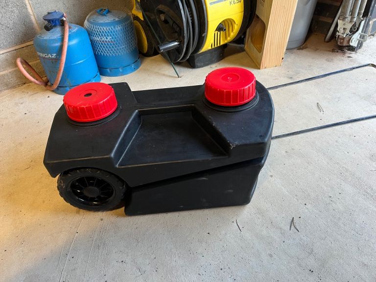 USED ONCE Caravan waste water container Waste hog