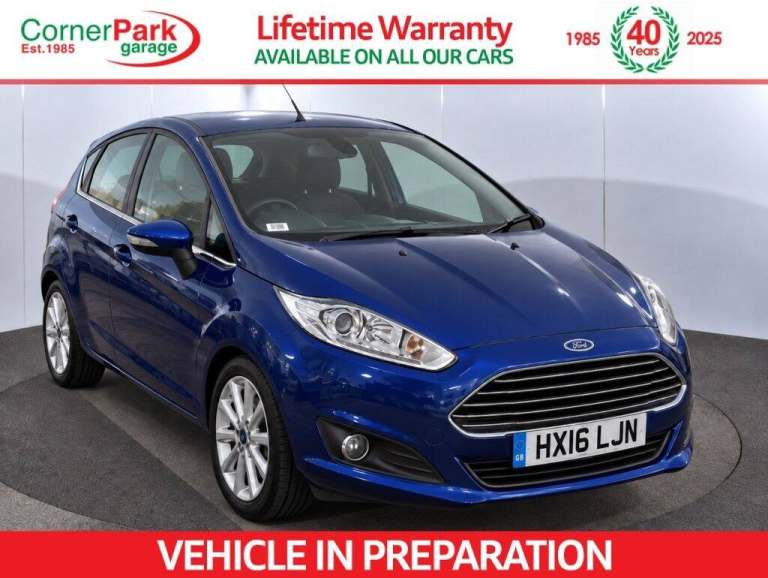2016 Ford Fiesta 1.6 Titanium 5dr Powershift HATCHBACK PETROL Automatic