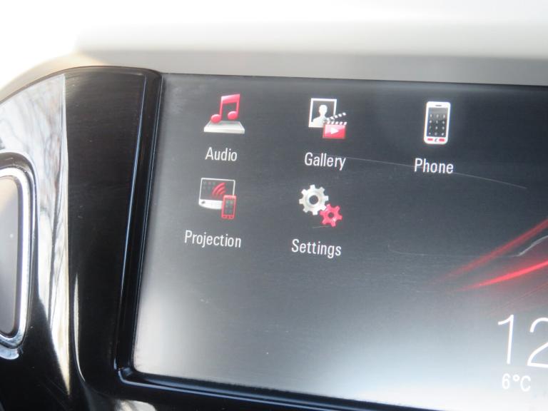 2017 Vauxhall ADAM 1.2i Energised 3dr White HATCHBACK Petrol Manual