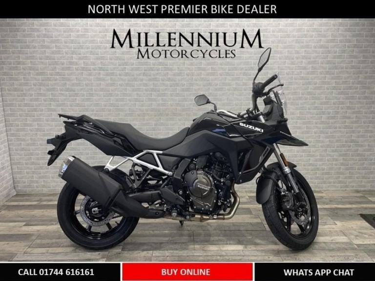 2025 SUZUKI V-STROM 800 RE ADVENTURE BIKE.