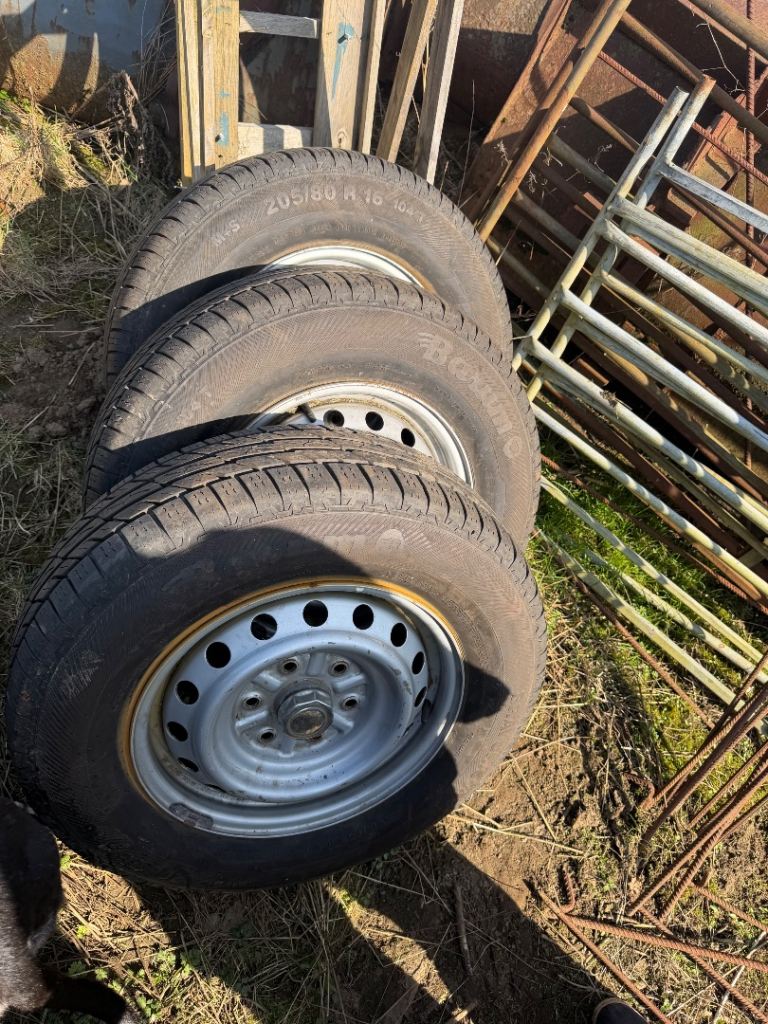 SUV tyres 6stud 205/80 R16 