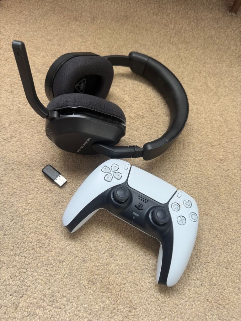 Ps5 controller with headset. 