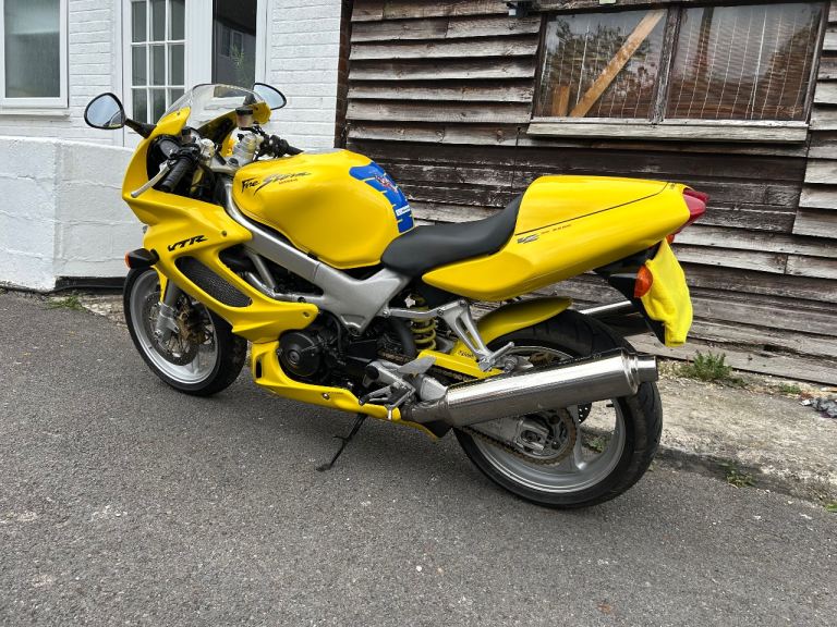 Honda, VTR, 2001, 996 (cc)