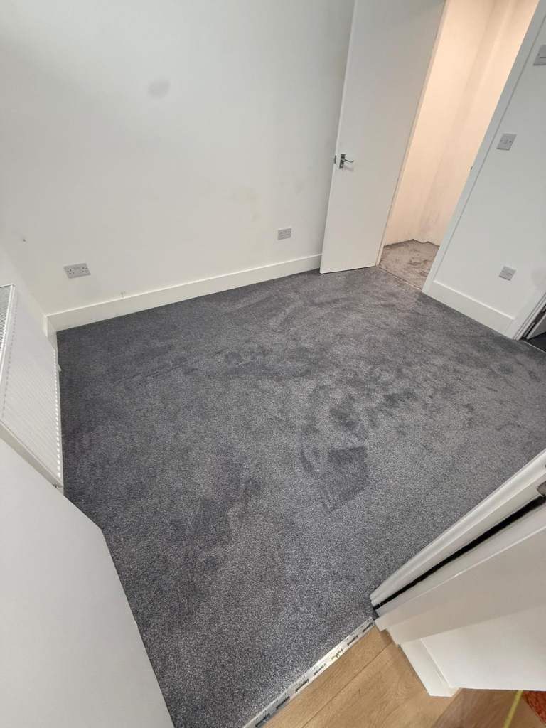 270 7 bed Whitchurch land Stanmore edgeware Ha86qx