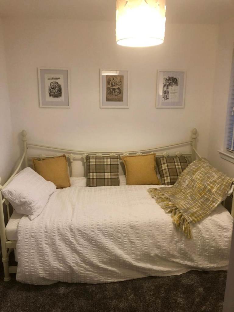 Pull out day bed for sale.