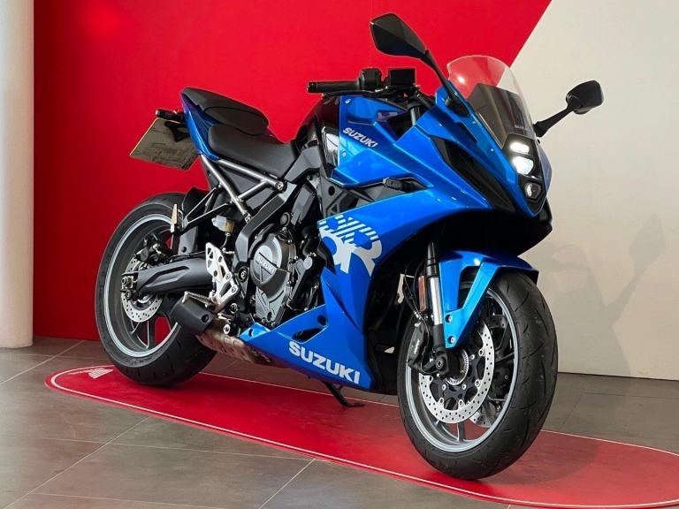 2024 74 Suzuki GSX 8R Low Mileage Suzuki Warranty Very Clean