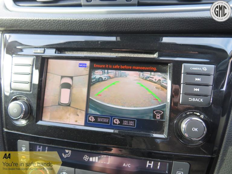 NISSAN QASHQAI 1.5 dCi N-Connecta Full Service History, Satnav 2019