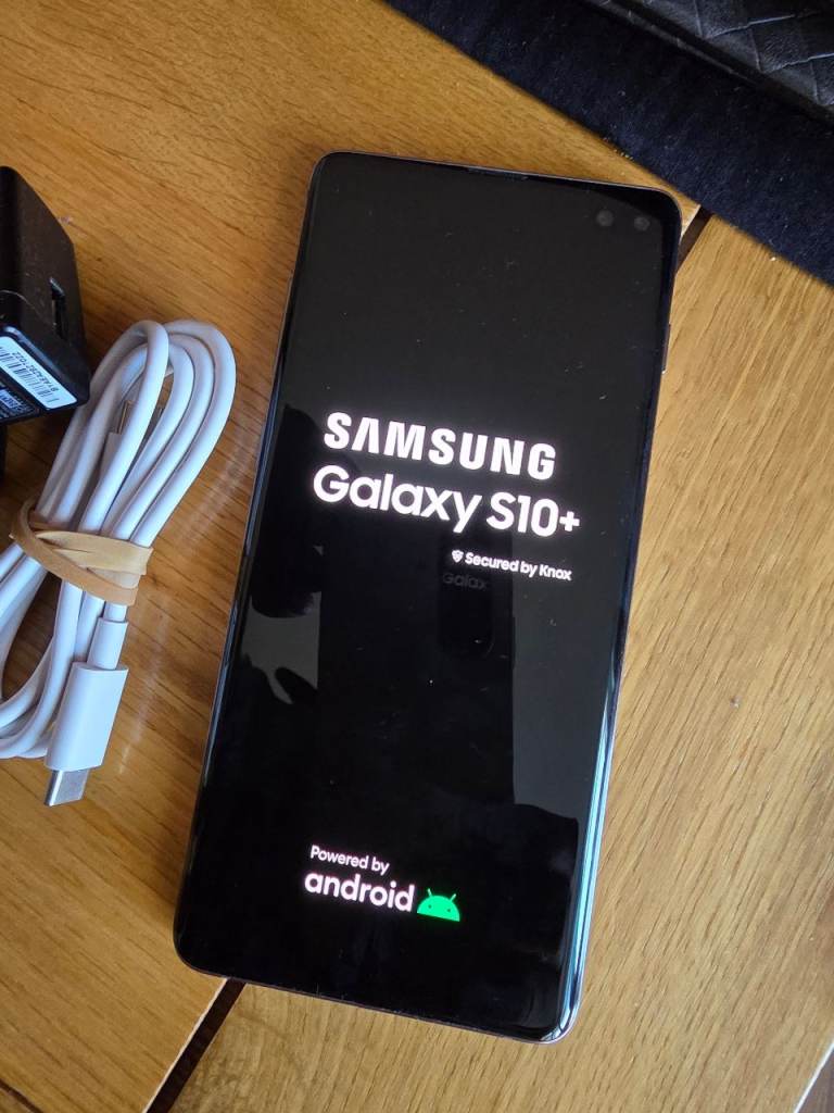 Samsung S10+ 1TB Unlocked - Very Good Condition