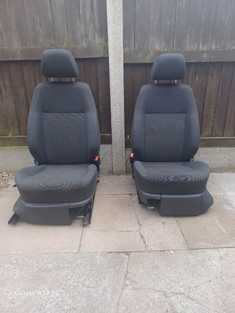 Vw caddy 2014 front seats
