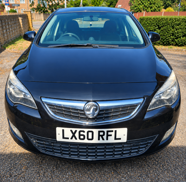 Vauxhall Astra (Needs repair) 