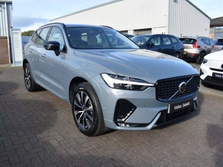 VOLVO XC60 2.0 B4D Plus Dark 5dr AWD Geartronic