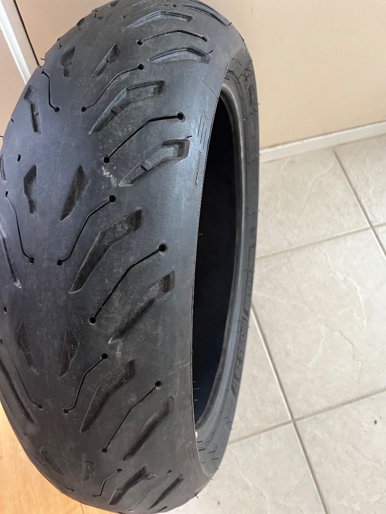 Michelin 180-55-17 Road 6 tyre