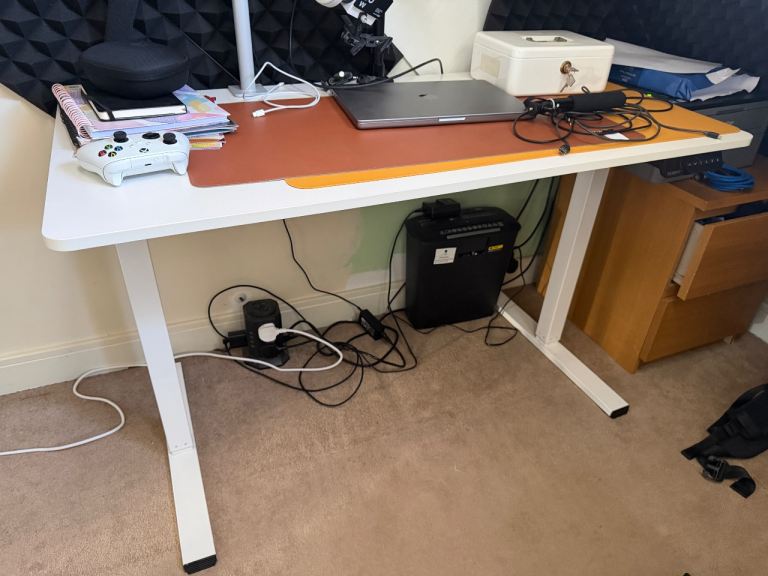 Flexispot electric height adjustment standing desk full white