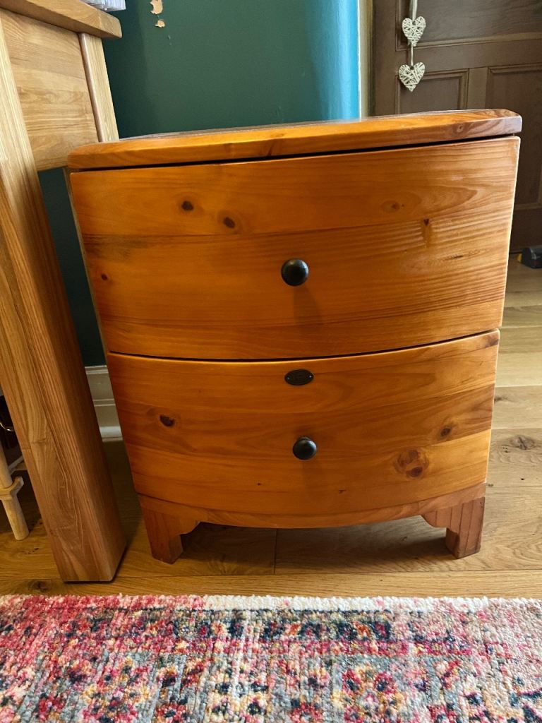 Reclaimed Wood Bedside Table with 2 Drawers – Good Condition